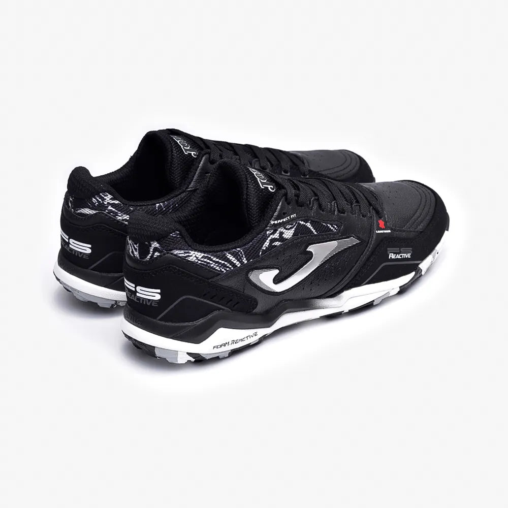 Chuteira de Society Joma Fs Reactive Masculino Preto e Branco